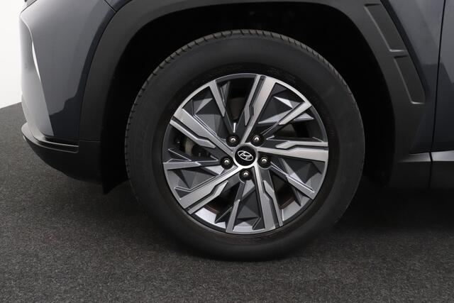 Hyundai TUCSON 1.6 T-GDI MHEV Comfort Smart Trekhaak Camera 19'LMV Carplay