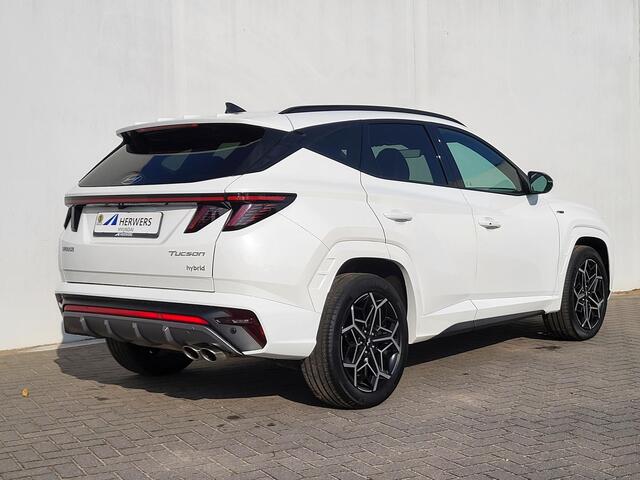 Hyundai TUCSON 1.6 T-GDI HEV N Line Edition 230pk Automaat / Dealer onderhouden / Trekgewicht 1.650 kg / Navigatie / Apple Carplay Android / Achteruitrijcamera / 19" LM Wielen /