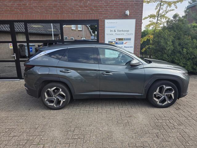 Hyundai TUCSON 1.6 T-GDI PHEV Premium | 4x4 | Trekhaak | ACC |