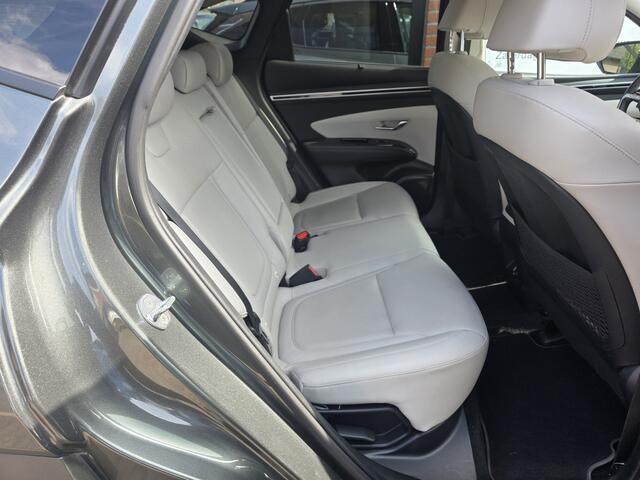 Hyundai TUCSON 1.6 T-GDI PHEV Premium | 4x4 | Trekhaak | ACC |