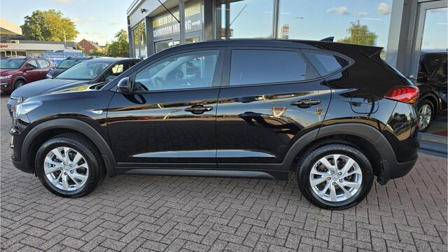 Hyundai TUCSON 1.6 GDI Comfort* 6 Bak*Navigatie*Airco (Automatische)*4 x Elektrische Ramen/Spiegels*ABS*Zeer nette auto* BOVAG Garantie