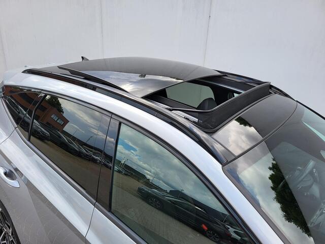 Hyundai TUCSON 1.6 T-GDI PHEV N Line Sky 4WD Automaat / Dealer onderhouden / Panorama Schuifdak / 1.350 kg Trekgewicht / Stoelventilatie / Stuur-, stoel- en achterbankverwarming / Navigatie / Apple Carplay Android / 19" LM wielen / All Season banden /