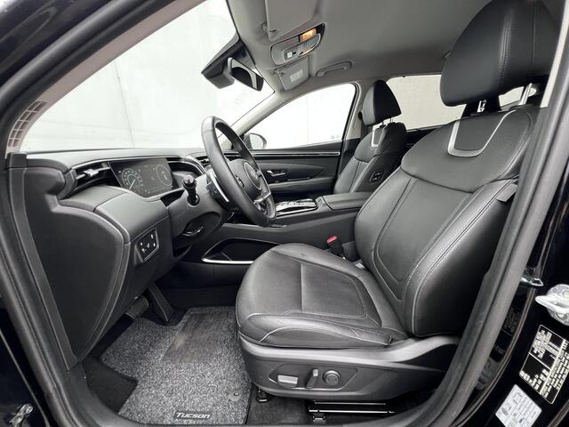 Hyundai TUCSON 1.6 T-GDI PHEV Plug in Premium 4WD / Dealer onderhouden / Leder / Afn. trekhaak 1.350 kg / Elektrische stoelen en klep / Navigatie / Stoelventilatie / Stuur-, stoel- en achterbankverwarming / 19" LM wielen /