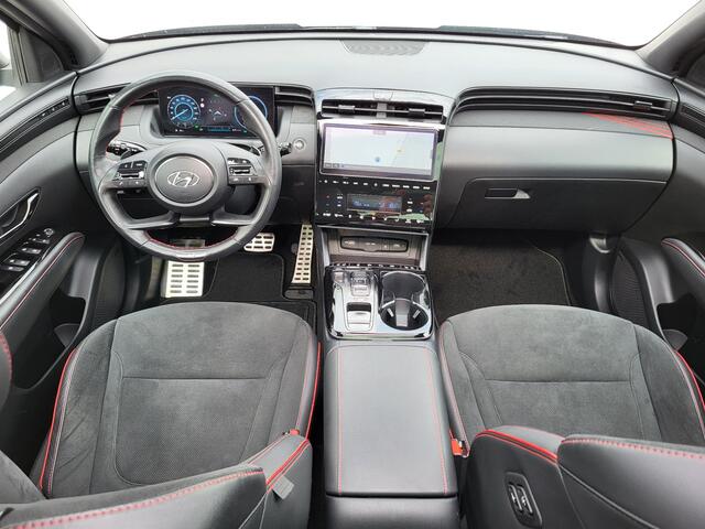 Hyundai TUCSON 1.6 T-GDI PHEV N Line Sky 4WD Automaat / Dealer onderhouden / Afn. trekhaak 1.350 kg / Panoramadak / Premium Audio / 19" velgen / Stuur-, voorstoel-, achterbankverwarming / Stoelventilatie / Navigatie / Apple Carplay / Android Auto