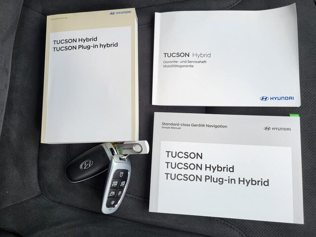Hyundai TUCSON 1.6 T-GDI PHEV N Line Sky 4WD Automaat / Dealer onderhouden / Afn. trekhaak 1.350 kg / Panoramadak / Premium Audio / 19" velgen / Stuur-, voorstoel-, achterbankverwarming / Stoelventilatie / Navigatie / Apple Carplay / Android Auto