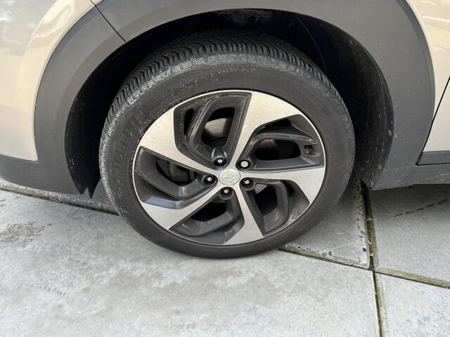 Hyundai TUCSON 1.6 T-GDi 177pk H6 Premium Navigatie Trekhaak Stoelverwarming