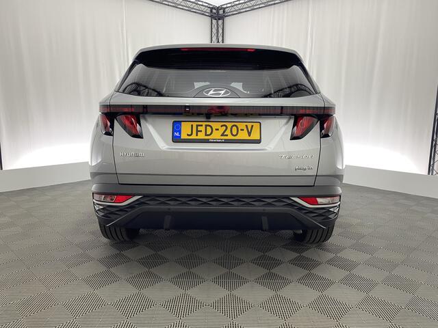 Hyundai TUCSON 1.6 T-GDI PHEV Comfort 4WD Automaat | Apple carplay | Stoelverwarming | Navi | Cruise | DAB