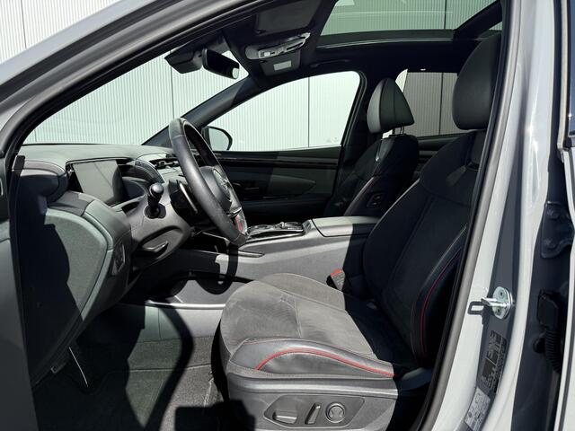 Hyundai TUCSON 1.6 T-GDI PHEV N Line Sky 4WD / Elektr. verstelbare voorstoelen / 19' LM met All Season banden / Open dak / Stoelverwarming en ventilatie / 360 camera / Dealer onderhouden /