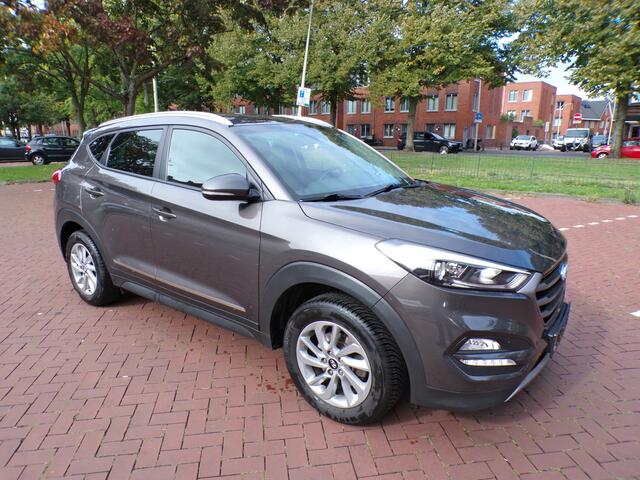 Hyundai TUCSON 1.6 GDi Anniversary Edition CAMERA STOEL VERWARMING TREKHAAK nieuw staat