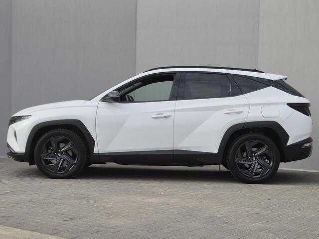 Hyundai TUCSON 1.6 T-GDI MHEV Comfort Smart Handgeschakeld / Trekgewicht 1650 kg / Allseason banden / Apple Carplay Android Auto / 19" Premium Wielen / Stuur-, en Stoelverwarming / Achteruitrijcamera / Keyless Entry/Start / Cruise control /