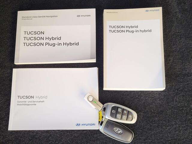 Hyundai TUCSON 1.6 T-GDI PHEV Premium Sky 4WD Automaat / Dealer onderhouden / Trekgewicht 1.350 kg / Panoramadak / 360° camera / Krell Audio / Stuur,- achterbank,- en voorstoelverwarming / Geventileerde voorstoelen / Android Auto / Apple Carplay