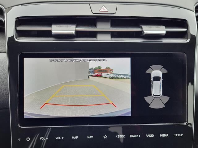 Hyundai TUCSON 1.6 T-GDI PHEV Comfort Smart 4WD Automaat / Apple Carplay Android auto / Stuur-, en Stoelverwarming / Trekgewicht 1350 kg / Achteruitrijcamera / Keyless Entry/Start / Adaptief CC / Elektrische achterklep /