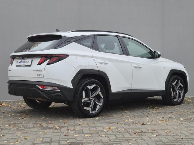 Hyundai TUCSON 1.6 T-GDI PHEV Plug-in Comfort 4WD Automaat / Trekgewicht 1350 kg / Apple Carplay Android Auto / Achteruitrijcamera / Navigatie / Adaptief CC / Stoelverwarming / Climate control / Parkeersensoren achter /