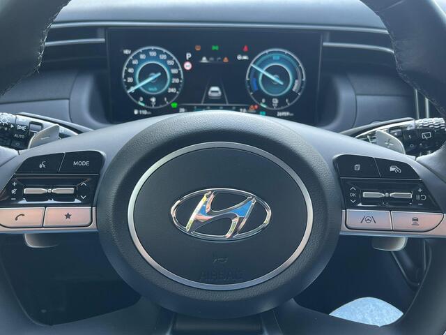 Hyundai TUCSON 1.6 T-GDI PHEV Premium Sky 4WD / Trekhaak Afneembaar 1350 KG / Schuif kanteldak / Bluelink navigatie / Camera / Leder / Stoel- en Stuurverwarming / Stoelventilatie /