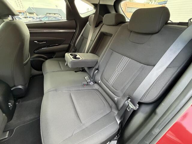 Hyundai TUCSON 1.6 T-GDI PHEV Comfort 4WD / Apple carplay / Android auto / Achteruitrijcamera / Climate control / Cruise control / Stoelverwarming /