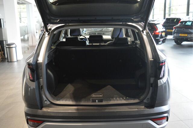 Hyundai TUCSON 1.6 T-GDI PHEV 4WD Krell audio pano leer keyless 19 inch !!