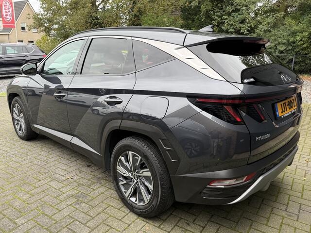 Hyundai TUCSON 1.6 T-GDI MHEV Comfort Smart Navi cruise .stoel verwarming .Stuur verwarming . Trekgewicht 1650 kg elc achter klep .