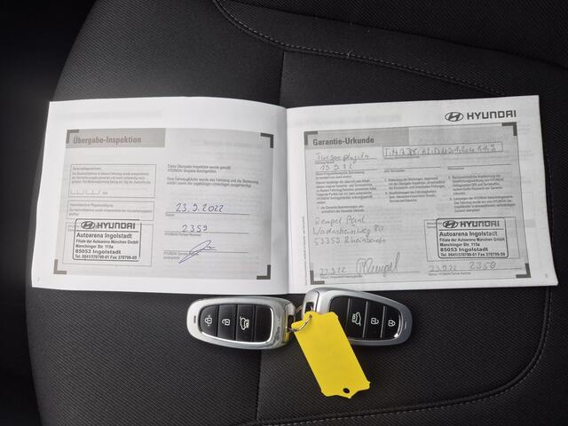 Hyundai TUCSON 1.6 T-GDI PHEV Plug-in Comfort Smart 4WD Automaat / Fabrieksgarantie 09-2027 / Trekgewicht 1350 kg / Elektrische achterklep / Stuur-, en Stoel verwarming / Achteruitrijcamera / EAER bereik 62 km bereik stad 74 km /