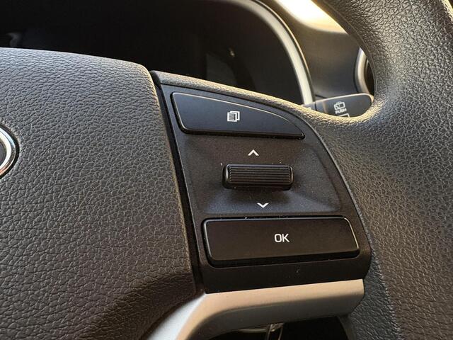 Hyundai TUCSON 1.6 GDI Comfort / Airco / Cruise control / Trekhaak 1400 kg geremd / Navigatiesysteem full map /