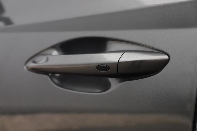 Hyundai TUCSON 1.6 T-GDI HEV Premium Sky Automaat Panoramadak Leder Stoelverkoeling verwarming Navigatie Achteruitrijcamera Carplay Android