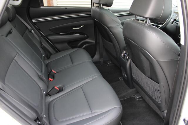 Hyundai TUCSON 1.6 T-GDI PHEV Premium Sky | Org. NL | Pano | 19 Inch | Navi |