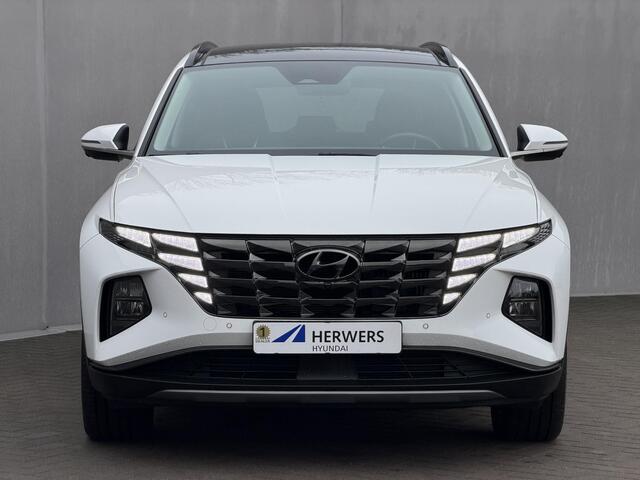 Hyundai TUCSON 1.6 T-GDI PHEV Premium Sky 4WD / Dealer Onderhouden / Panoramadak / Standkachel / 360 Camera / Adaptieve Cruise / Apple Carplay & Android Auto / Navigatie / Stoel Verwarming / Stuurwiel Verwarming / Stoel Verkoeling / Elektr. Stoelen / Dodehoek detectie /