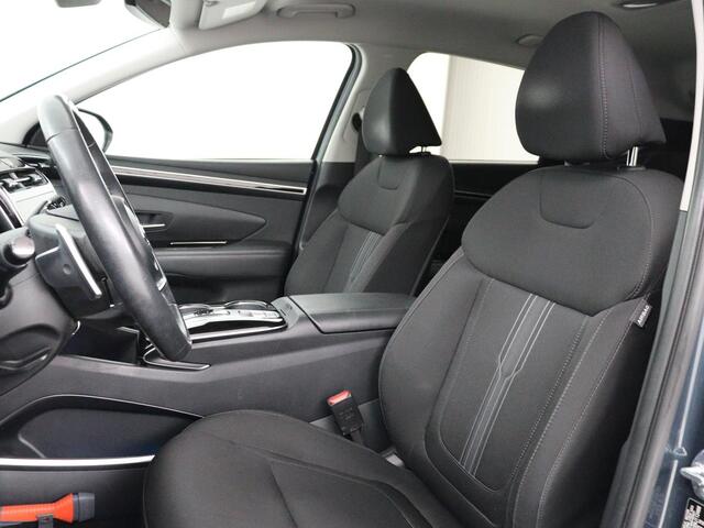 Hyundai TUCSON 1.6 T-GDI HEV Comfort Smart | Trekhaak | Stoel & stuurverwarming | Adaptive cruise | Carplay | Camera | Navigatie | Keyless