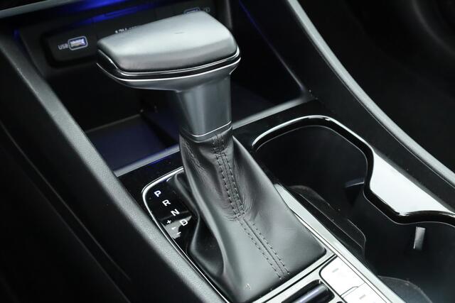 Hyundai TUCSON 1.6 T-GDI MHEV Comfort | Pano | Trekhaak | Camera | Stoel- Stuurverw. | Nav | CarPlay | Cruise