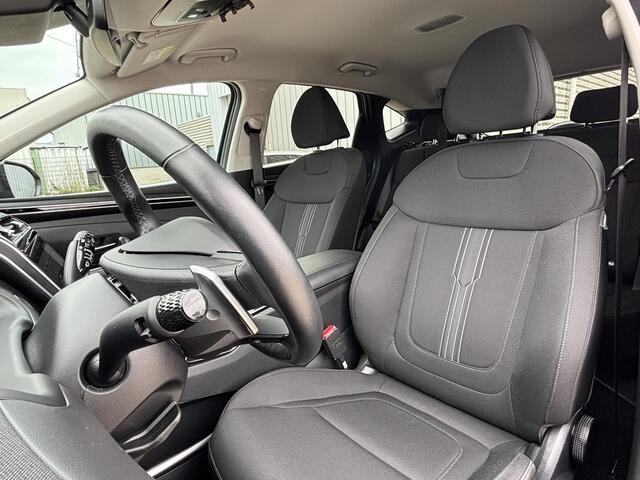 Hyundai TUCSON 1.6 T-GDI PHEV Comfort Smart 4WD | Rijklaarprijs! | Adaptive Cruise Control | 19"Lm velgen | Navi | Stoel & Stuurverwarming | Camera & Sensoren | Fabrieksgarantie t/m 06-2029! | Rijklaarprijs |