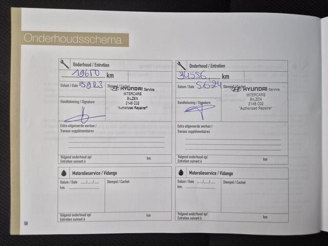 Hyundai TUCSON 1.6 T-GDI PHEV Comfort 4WD Automaat / Dealer onderhouden / Trekhaak 1.350 kg / Navigatie / Trekhaak afneembaar / Camera / Apple Carplay Android / 19" LM + All Season banden / Climate control / Cruise control /