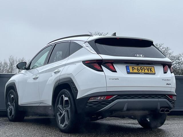 Hyundai TUCSON Comfort 1.6 T-GDI PHEV 265pk 4WD | LAGE KM-STAND! | NAVI | 19'' BI-COLOR LM-VELGEN | 4WD |
