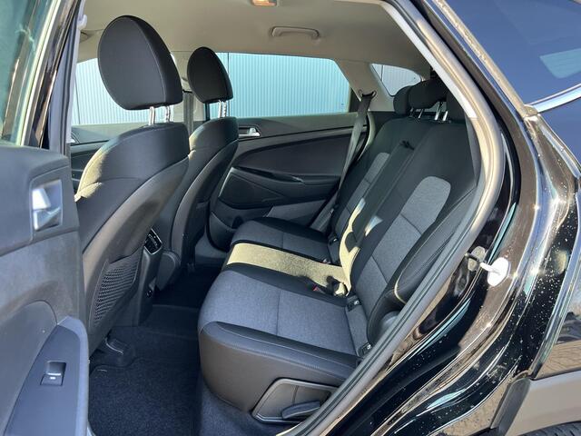 Hyundai TUCSON 1.6 GDI Comfort / Trekhaak 1400 kg / Navigatie / Stoel verwarming / Face lift /