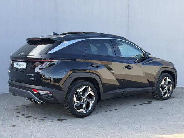Hyundai TUCSON 1.6 T-GDI PHEV Premium Sky 4WD Automaat / Panoramadak / Dealer onderhouden / 1e eigenaar / 1.350 kg trekgewicht / Lederen Bekleding / Stoelverwarming & Stoelventilatie / Elektr. Stoelen / Navigatie / Camera 360° / Adaptieve Cruise / Apple Carplay/Android 