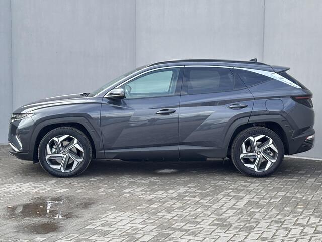 Hyundai TUCSON 1.6 T-GDI PHEV Comfort Smart 4WD Automaat / Elektrische Achterklep / Org. NL / Fabrieksgarantie tot 06-2029 / Achteruitrijcamera / Stuur- en Stoelverwarming / 1.350 kg Trekgewicht / Climate Control / Adaptieve Cruise Control / Apple Carplay & Android Aut