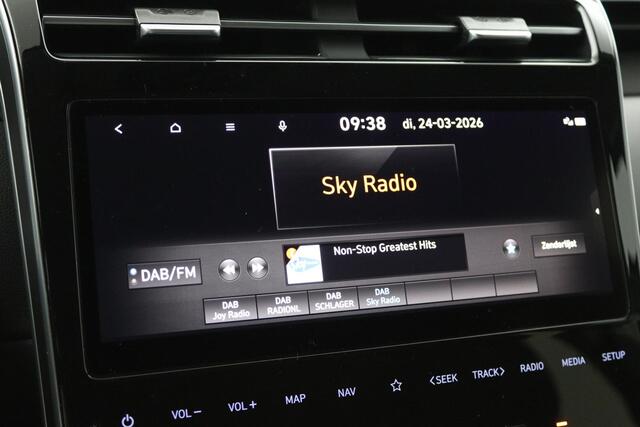 Hyundai TUCSON 1.6 T-GDI HEV Comfort | Parkeercamera | Navigatie | Trekhaak | Keyless Entry