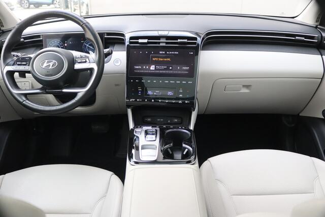 Hyundai TUCSON 1.6 T-GDI PHEV Premium Sky 4WD Open-dak/Leder/Memory-stoel/Keyfree/Winter-pack