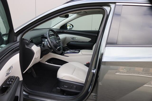 Hyundai TUCSON 1.6 T-GDI PHEV Premium Sky 4WD Open-dak/Leder/Memory-stoel/Keyfree/Winter-pack