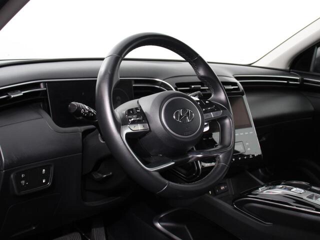 Hyundai TUCSON 1.6 T-GDI PHEV Comfort 4WD Climate control Cruise control Parkeersensoren achter Achteruitrij camera Navigatie LED Apple Carplay/ Android Auto