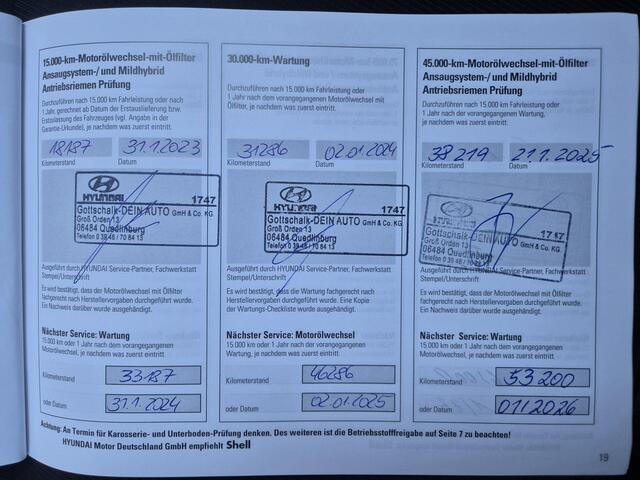 Hyundai TUCSON 1.6 T-GDI MHEV Comfort Smart Handgeschakeld / Fabrieksgarantie tot 01-2027 / Dealer onderhouden / Elektrische klep / Stuur- en stoelverwarming / Apple Carplay Android / Navigatie / Trekgewicht 1.650 kg / Achteruitrijcamera / Draadloze telefoon lader / Cru