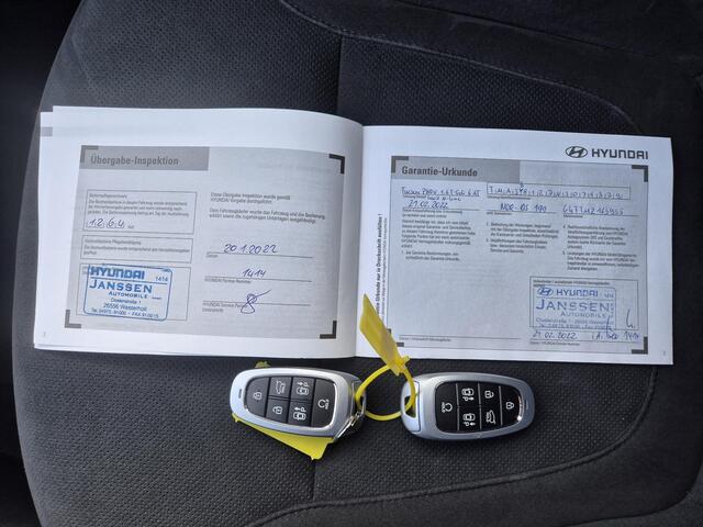 Hyundai TUCSON 1.6 T-GDI PHEV N Line 4WD Automaat / Accu SOH 100% / Dealer onderhouden / Fabrieksgarantie tot 01-2027 / Trekhaak afneembaar / EAER bereik 62 km bereik stad 74 km / Trekgewicht 1350 kg / Elektrische achterklep / Stuur- Stoel & Achterbankverwarming / Rondo