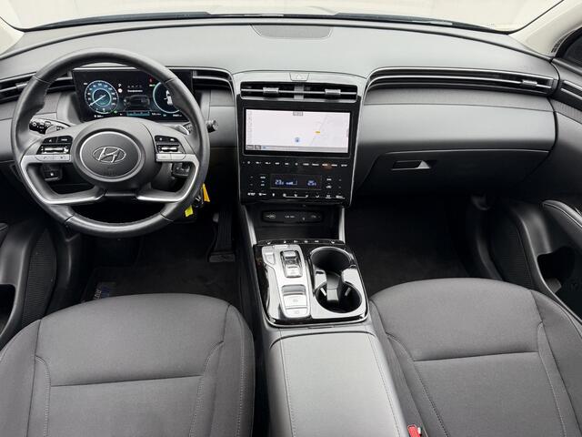 Hyundai TUCSON 1.6 T-GDI PHEV 265pk Comfort 4WD Automaat / Afnb. Trekhaak / Dealer Onderhouden / Trekgewicht 1350 Kg / ACC / Navigatie / Camera / Stoelverwarming / Stuurwiel Verwarming / Apple Carplay Android / Dodehoek Detectie / Dodehoek Detectie /
