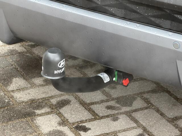 Hyundai TUCSON 1.6 T-GDI PHEV 265pk Comfort 4WD Automaat / Afnb. Trekhaak / Dealer Onderhouden / Trekgewicht 1350 Kg / ACC / Navigatie / Camera / Stoelverwarming / Stuurwiel Verwarming / Apple Carplay Android / Dodehoek Detectie / Dodehoek Detectie /