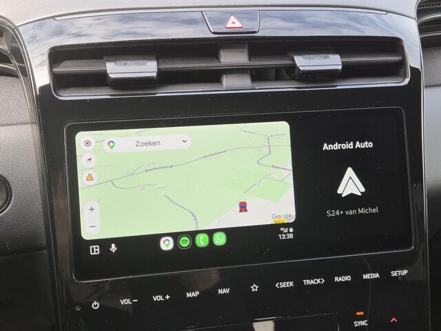 Hyundai TUCSON 1.6 T-GDI PHEV N Line Sky 4WD automaat / Dealer onderhouden / Fabrieksgarantie tot 02-2027 / Glazen schuif- en kanteldak / Trekgewicht 1350 kg / EAER bereik 62 km bereik stad 74 km / Elektrische achterklep / Stuur- Stoel & Achterbankverwarming / Stoelvent