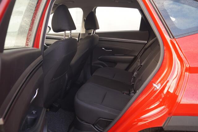 Hyundai TUCSON 1.6 T-GDI Hybrid i-M -NAVI-ECC-PDC-CAM-