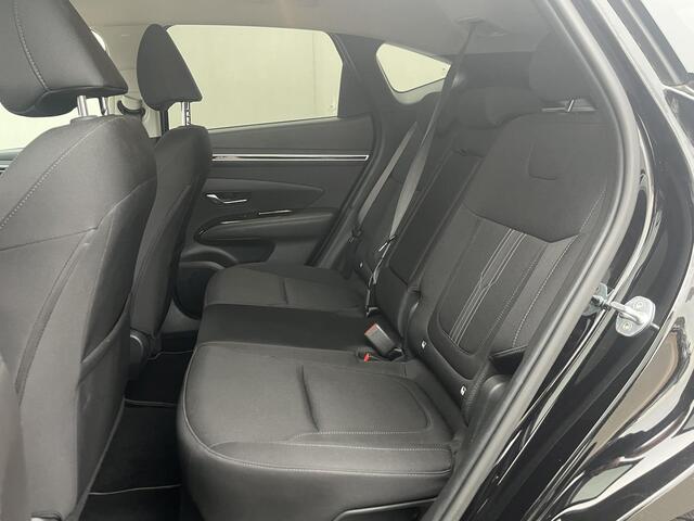 Hyundai TUCSON 1.6 T-GDI HEV Comfort / Stoelverwarming / Apple carplay & Android auto / Adaptieve cruise control / achteruitrij camera / NL Auto / 1650kg trekgewicht