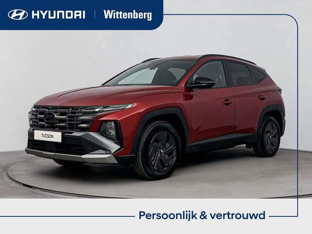 Hyundai TUCSON 1.6 T-GDI PHEV Pure Edition | 17 inch Lichtmetalen velgen | Parkeersensoren voor en achter | Stoelen voor verwarmbaar | Privacy glass