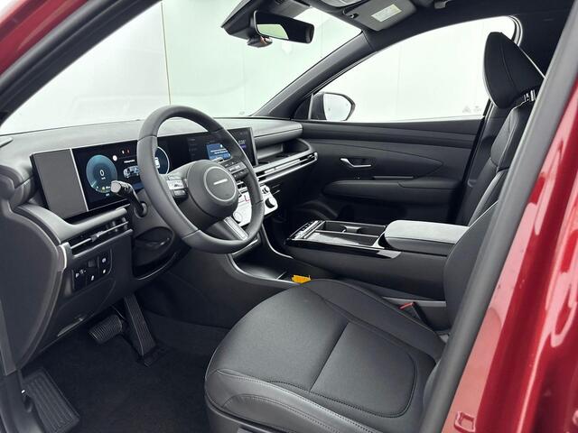 Hyundai TUCSON 1.6 T-GDI PHEV Pure Edition | 17 inch Lichtmetalen velgen | Parkeersensoren voor en achter | Stoelen voor verwarmbaar | Privacy glass