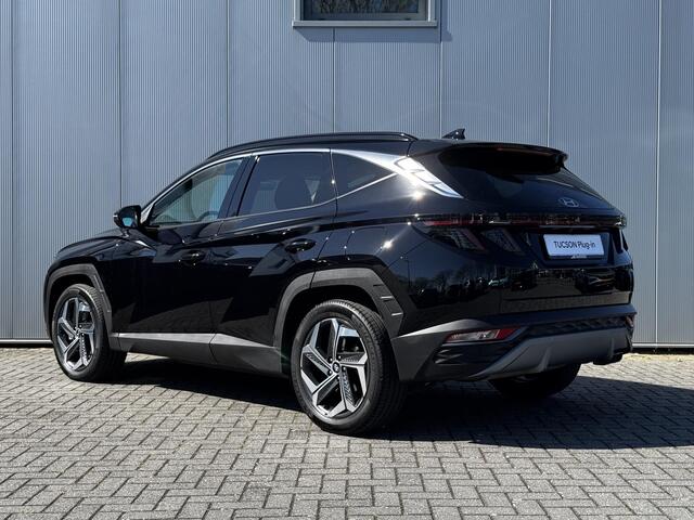 Hyundai TUCSON 1.6 T-GDI PHEV Comfort Smart 4WD / Pano Dak / 19" LM / Stoelverwarming /