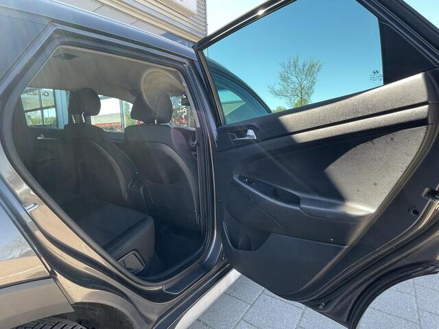 Hyundai TUCSON 1.6 GDi Comfort /Climate/Cruise/Navi/Camera/PDC v+a/Dodehoek det./