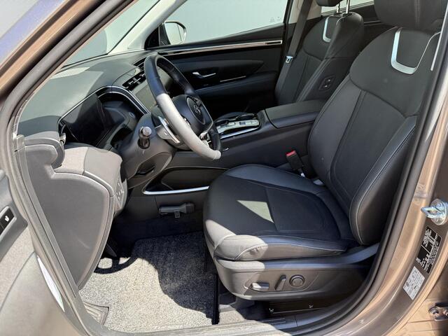 Hyundai TUCSON 1.6 T-GDI HEV Premium / Eerste Eigenaar / Elektrische Stoelen met Geheugen / Elektrische Achterklep / Stoel Verwarming+Verkoeling / Apple Carplay&Android Auto / 360º Camera / Stuur Verwarming / Lederen Bekleding /